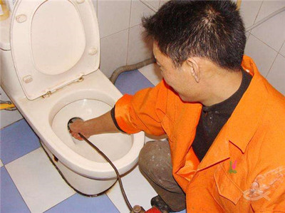 天津塘沽专业修理地漏多少钱一次_随时上门疏通