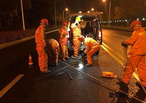 太原小东门上门疏通厕所下水道修马桶师傅